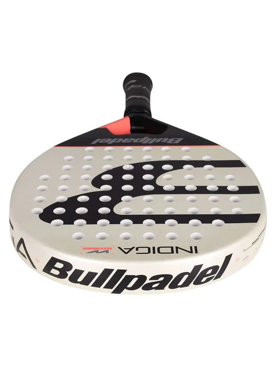 Pala Bullpadel Indiga Women 2026 acostada
